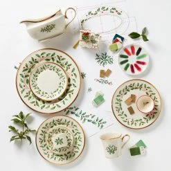 Lenox Holiday 5-Piece Place Setting -Lenox The Christmas Shop Sales 146590600 LHOL 22 FEA 1