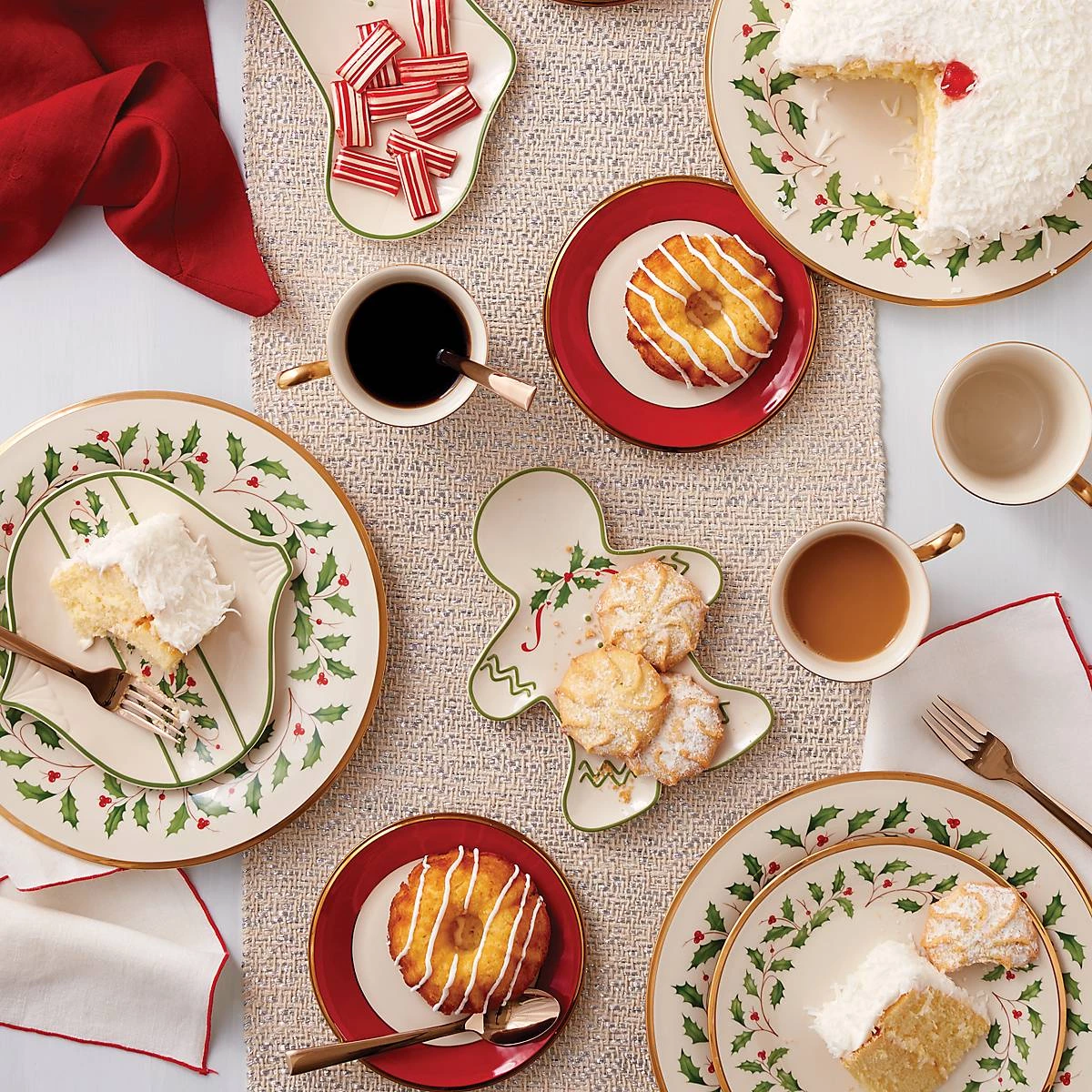 Lenox Holiday™ Gingerbread Man Accent Plate 7 Lenox Holiday™ Gingerbread Man Accent Plate - Image 5