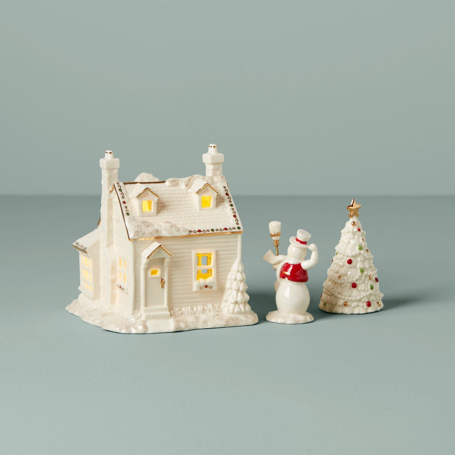 Lenox Mistletoe Park Light-Up 3-Piece Starter Set 4 Lenox Mistletoe Park Light-Up 3-Piece Starter Set - Image 2