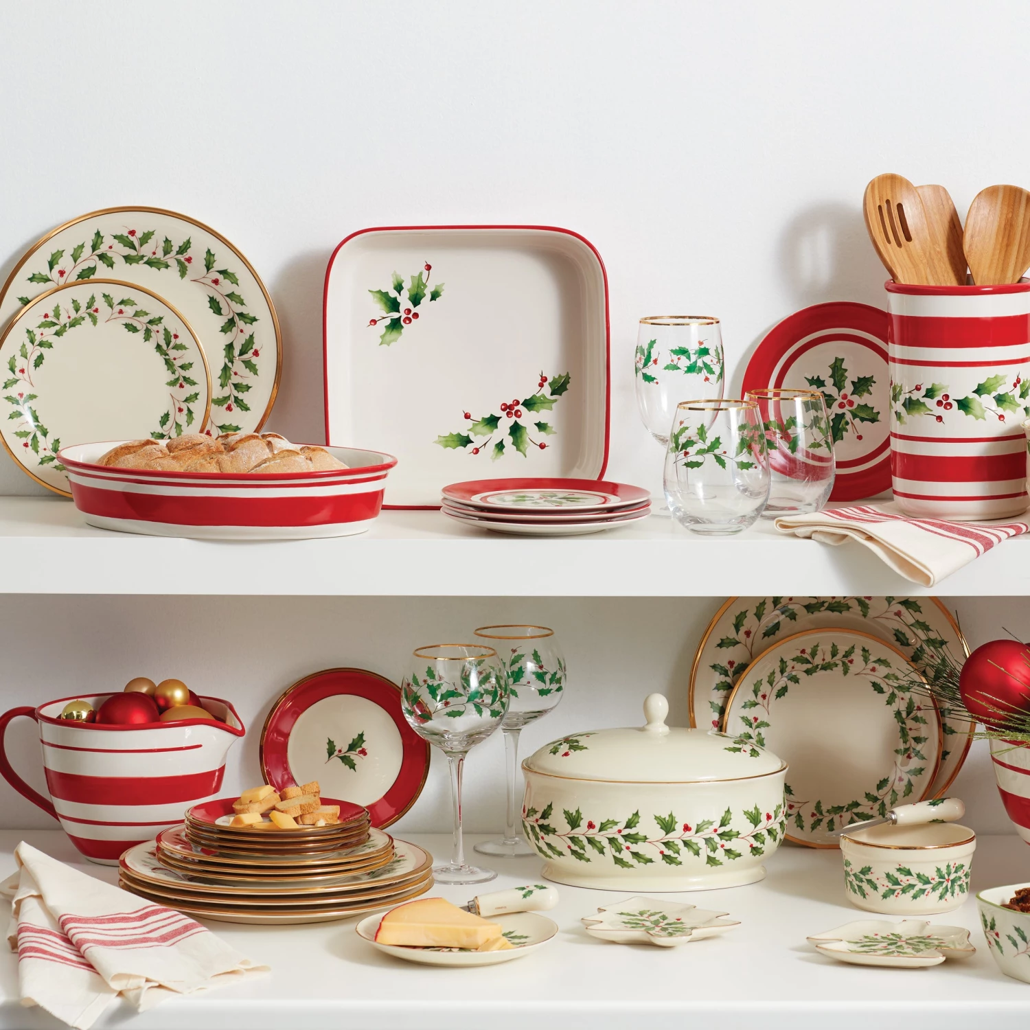 Lenox Holiday Handpaint Stripe Oval Dish 4 Lenox Holiday Handpaint Stripe Oval Dish - Image 2